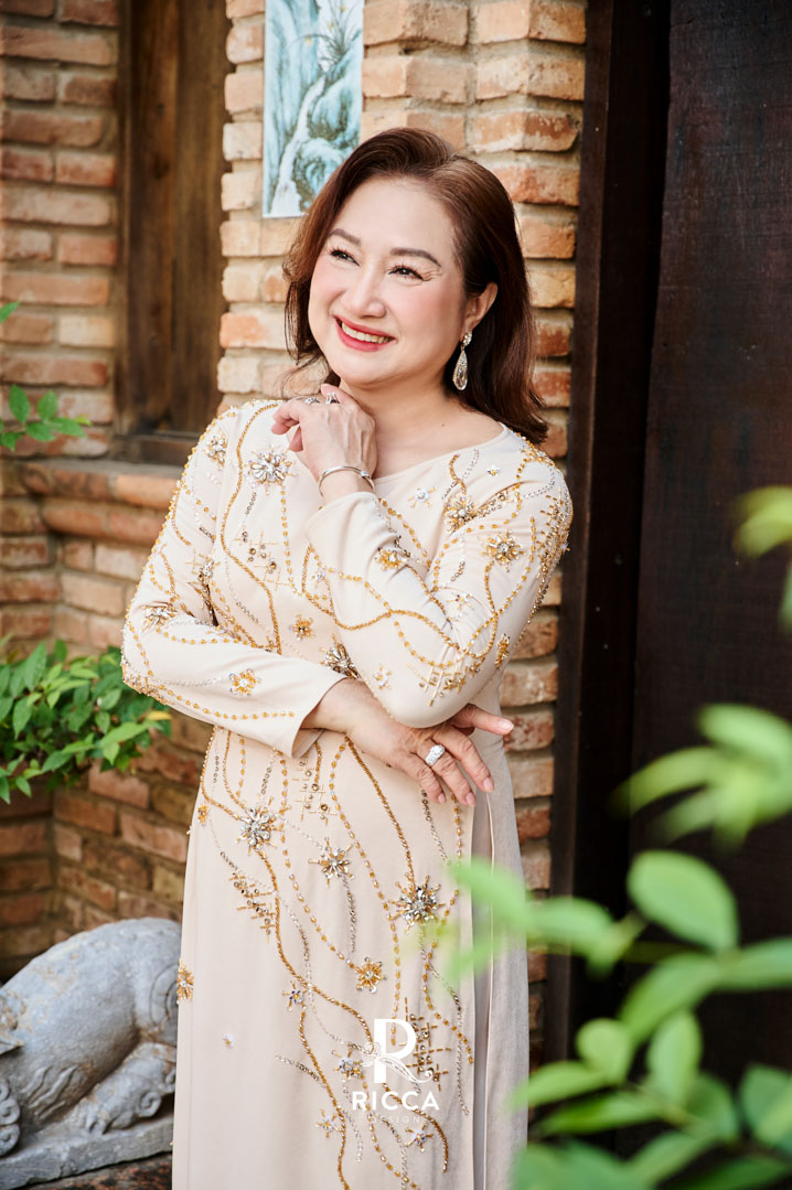 Chuyên cho thuê, may mua áo dài cô dâu, chú rể, áo dài mẹ sui ao dai thiet ke ba sui rm14 2
