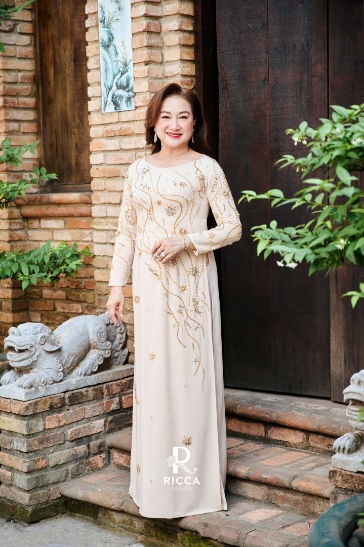 Chuyên cho thuê, may mua áo dài cô dâu, chú rể, áo dài mẹ sui ao dai thiet ke ba sui rm14