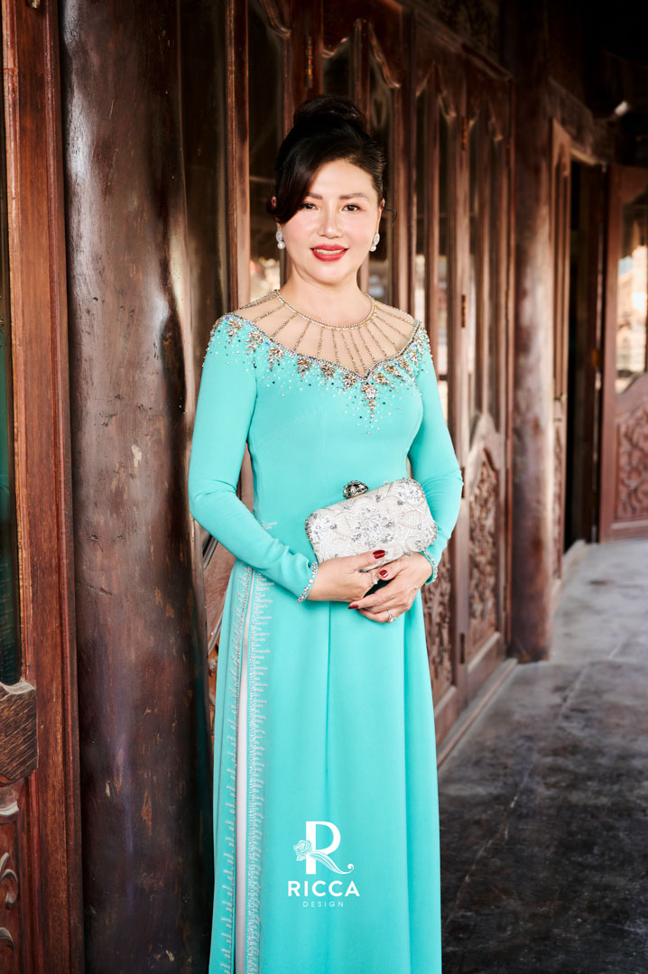 Chuyên cho thuê, may mua áo dài cô dâu, chú rể, áo dài mẹ sui ao dai thiet ke ba sui rm15 3