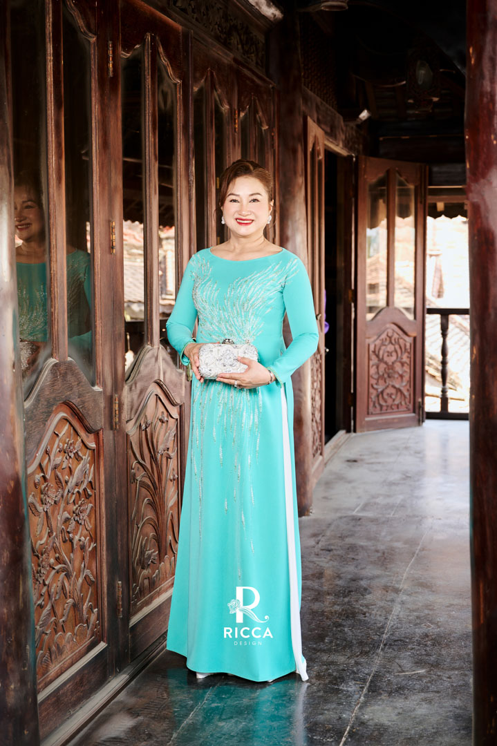 Chuyên cho thuê, may mua áo dài cô dâu, chú rể, áo dài mẹ sui ao dai thiet ke ba sui rm16