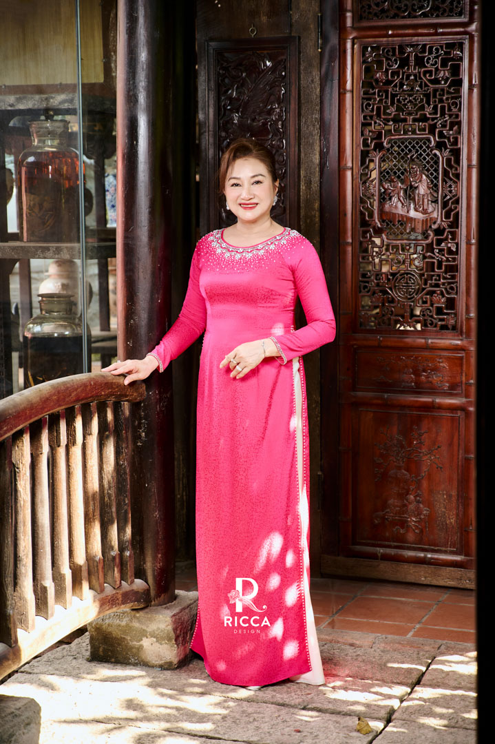 Chuyên cho thuê, may mua áo dài cô dâu, chú rể, áo dài mẹ sui ao dai thiet ke ba sui rm19 2