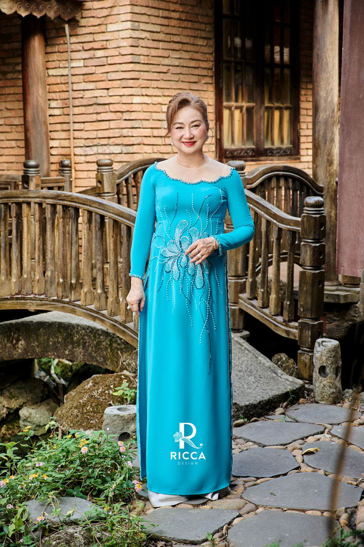 Chuyên cho thuê, may mua áo dài cô dâu, chú rể, áo dài mẹ sui ao dai thiet ke ba sui rm24 1