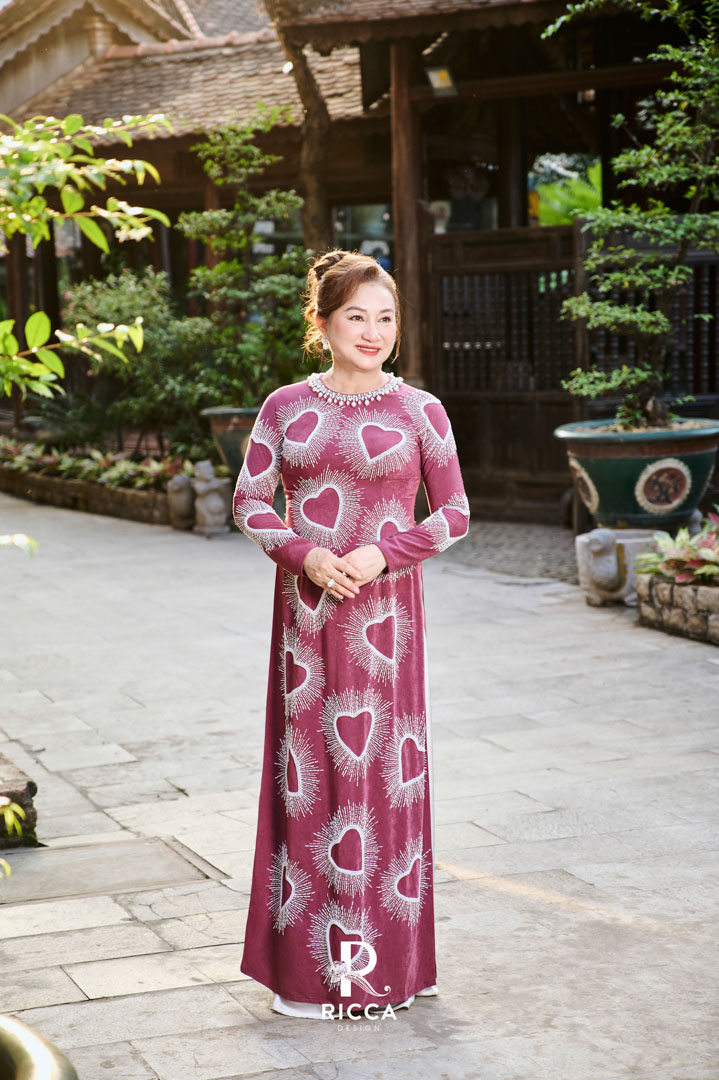 Chuyên cho thuê, may mua áo dài cô dâu, chú rể, áo dài mẹ sui ao dai thiet ke ba sui rm35