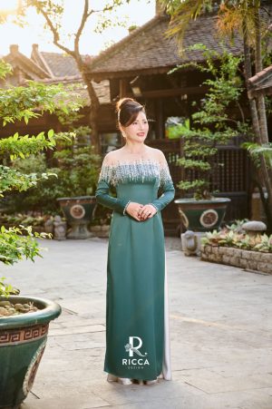 ao dai thiet ke ba sui rm36 1