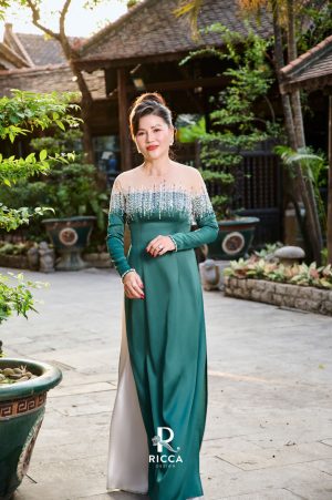 ao dai thiet ke ba sui rm36 2