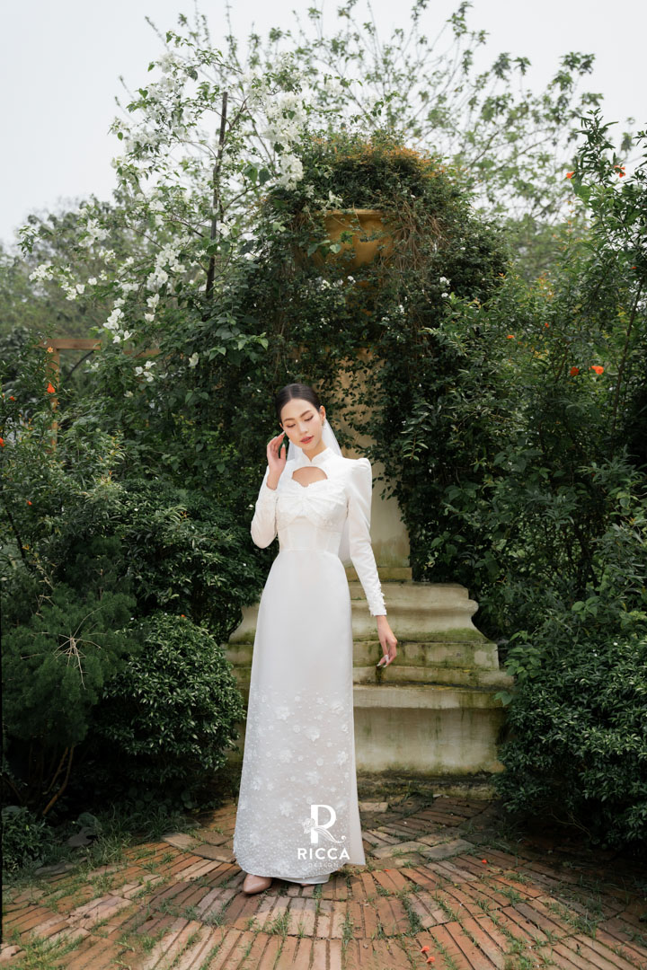Chuyên cho thuê, may mua áo dài cô dâu, chú rể, áo dài mẹ sui ao dai cach tan co dau rcd021