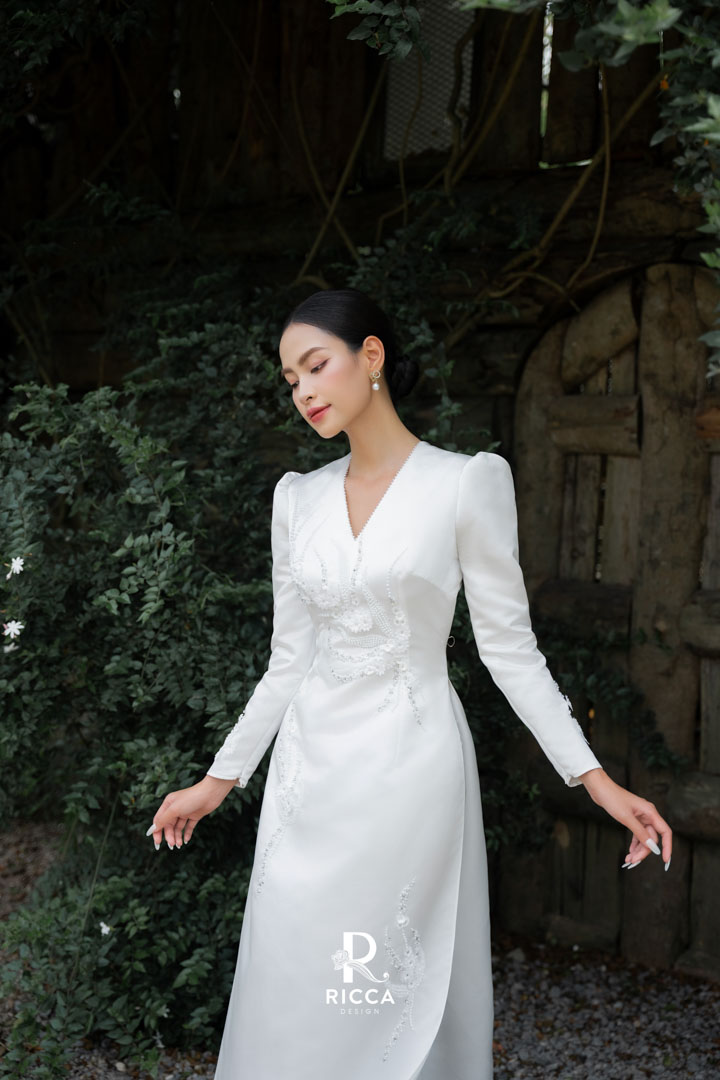 Chuyên cho thuê, may mua áo dài cô dâu, chú rể, áo dài mẹ sui ao dai cach tan co dau rcd023 1