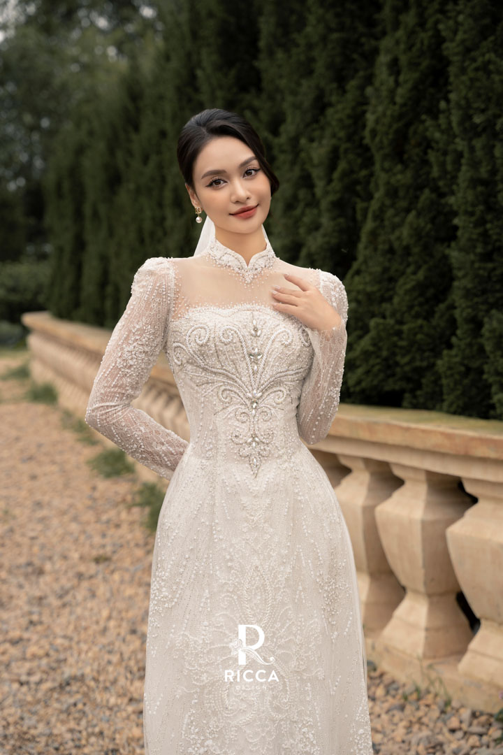 Chuyên cho thuê, may mua áo dài cô dâu, chú rể, áo dài mẹ sui ao dai trang cach tan co dau rcd09 1